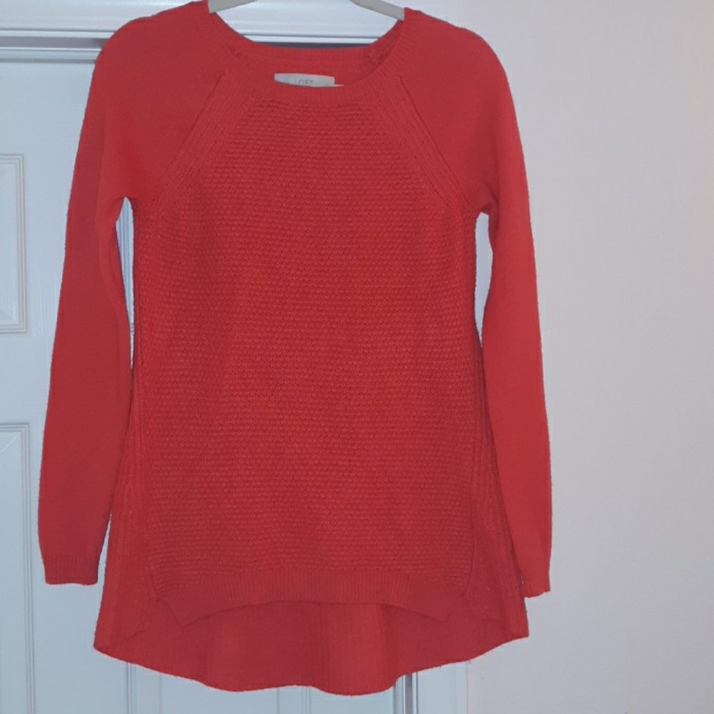 🍬Adorable Loft sweater❄